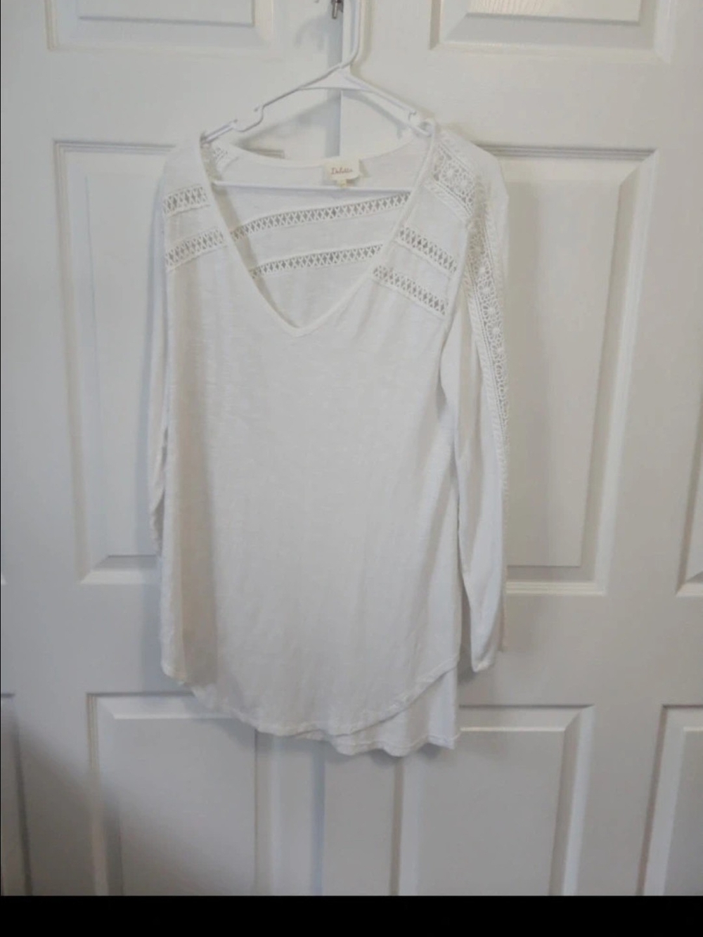 Deletta White Crochet-Inset V-Neck Long Sleeve Top